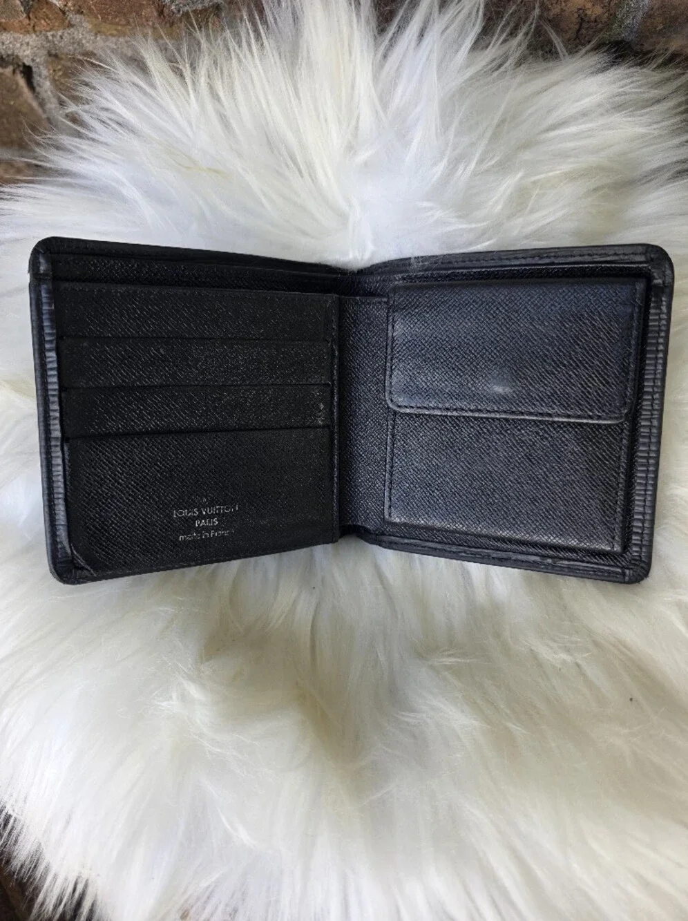 Authentic Louis Vuitton Black Epi Bifold Wallet
